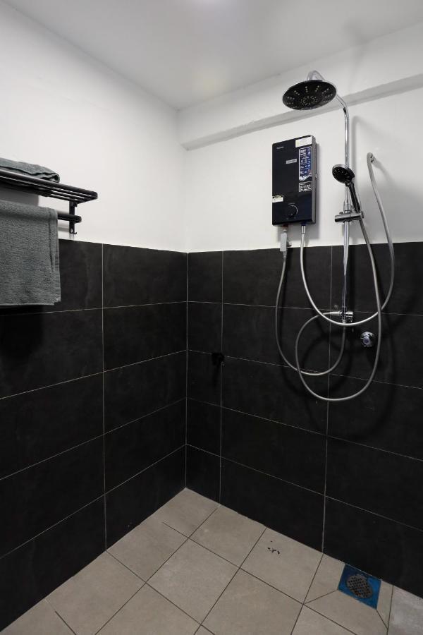 Cozy Homestay With Karaoke System & Pool Table Kuala Lumpur Exteriör bild