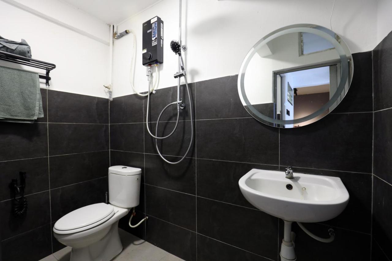 Cozy Homestay With Karaoke System & Pool Table Kuala Lumpur Exteriör bild