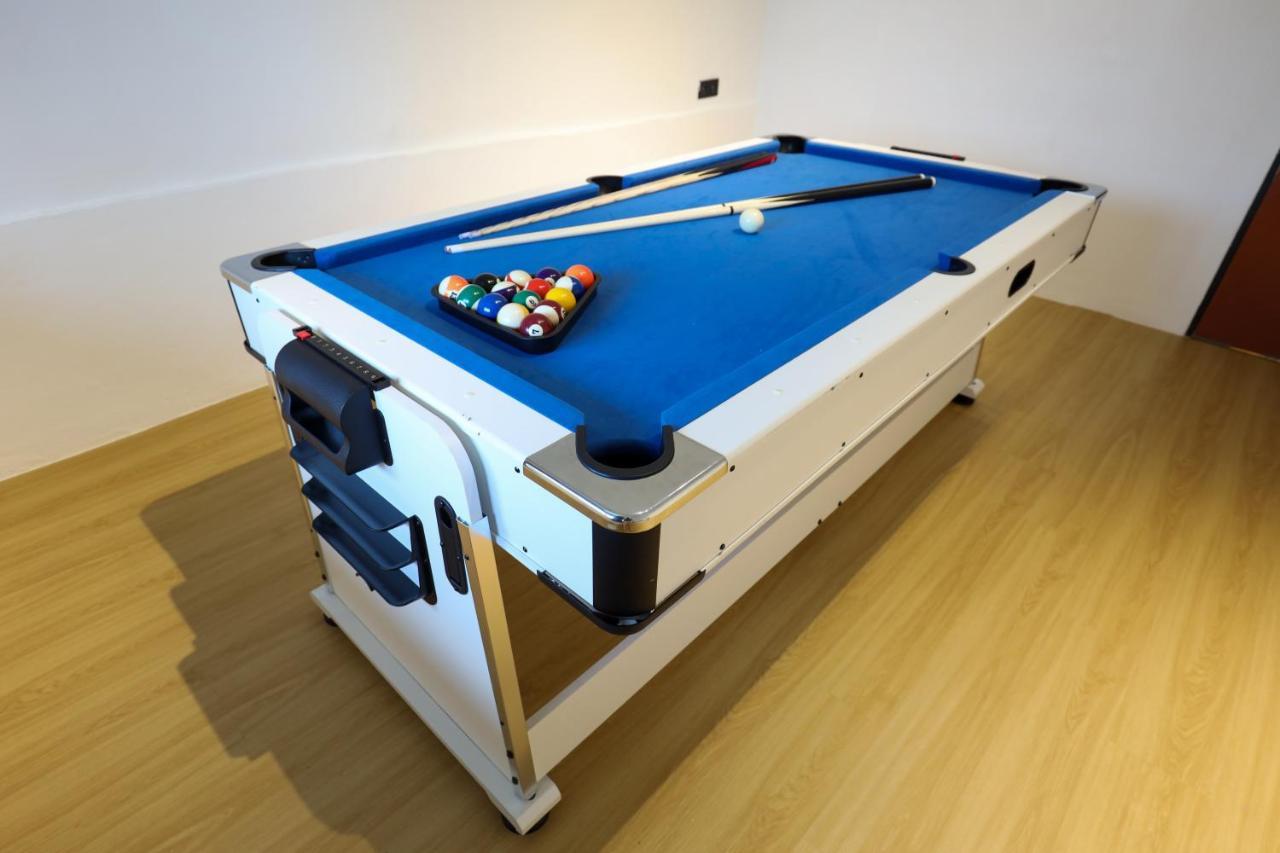 Cozy Homestay With Karaoke System & Pool Table Kuala Lumpur Exteriör bild