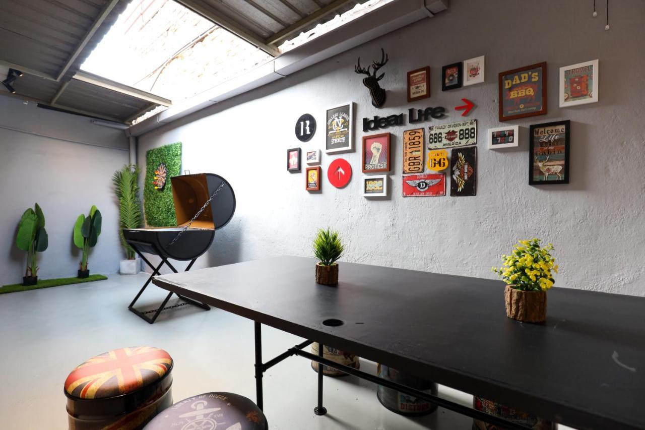 Cozy Homestay With Karaoke System & Pool Table Kuala Lumpur Exteriör bild